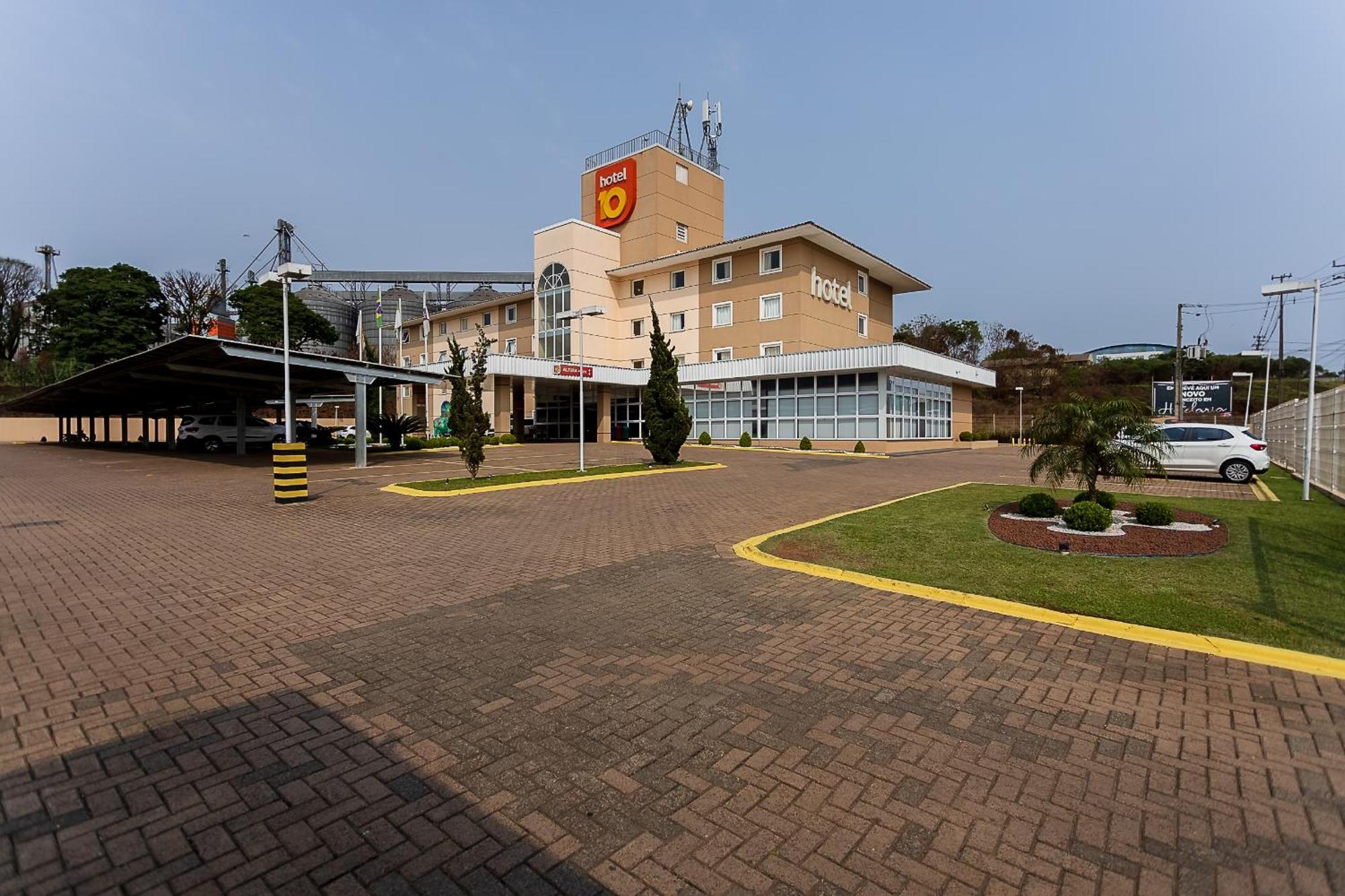 Hotel 10 Ponta Grossa Понта Гроса Екстериор снимка